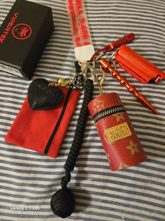 Self-defense keychain w stun gun & pepper spray & black jack w/ free gift 🎁